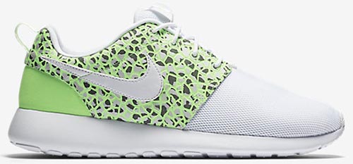 รองเท้าผ้าใบพิมพ์ลาย รองเท้าผ้าใบพิมพ์ลาย