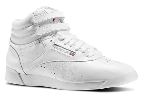 รองเท้าผ้าใบสีขาว รองเท้าผ้าใบสีขาว