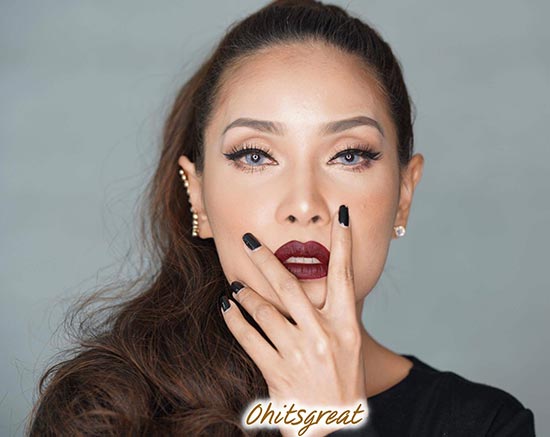 แต่งหน้าปากแดง แต่งหน้าปากแดง