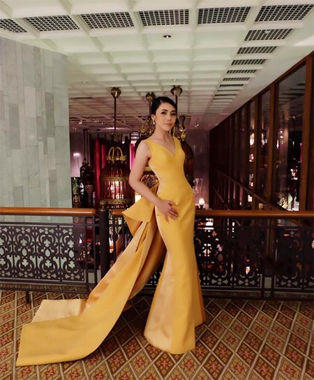 ยุวเรต ศรุตานนท์ ยุวเรต ศรุตานนท์