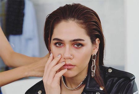 ชมพู่ อารยา ชมพู่ อารยา