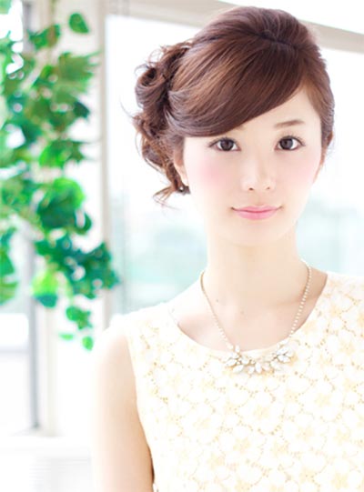 ทรงผมไปงานแต่ง ทรงผมไปงานแต่ง