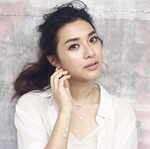 แต่งหน้าโทนสีสุภาพ แต่งหน้าโทนสีสุภาพ