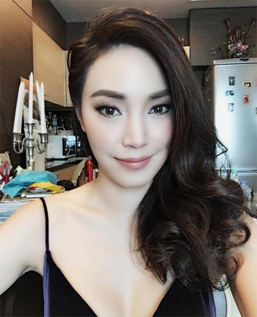 แต่งหน้าโทนสีสุภาพ แต่งหน้าโทนสีสุภาพ