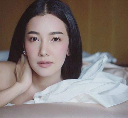 แต่งหน้าโทนสีสุภาพ แต่งหน้าโทนสีสุภาพ