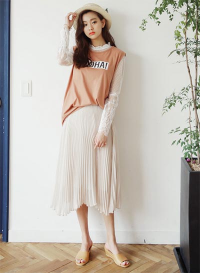 กระโปรงพลีทใส่กับเสื้ออะไร กระโปรงพลีทใส่กับเสื้ออะไร