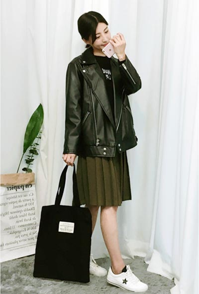 กระโปรงพลีทใส่กับเสื้ออะไร กระโปรงพลีทใส่กับเสื้ออะไร