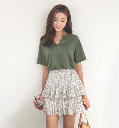 กระโปรงพลีทใส่กับเสื้ออะไร กระโปรงพลีทใส่กับเสื้ออะไร