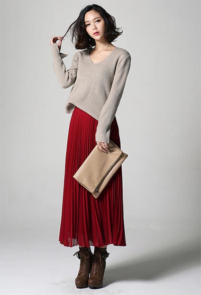 กระโปรงพลีทใส่กับเสื้ออะไร กระโปรงพลีทใส่กับเสื้ออะไร