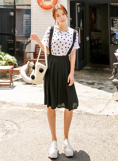 กระโปรงพลีทใส่กับเสื้ออะไร กระโปรงพลีทใส่กับเสื้ออะไร