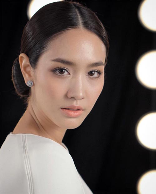 มิน พีชญา มิน พีชญา