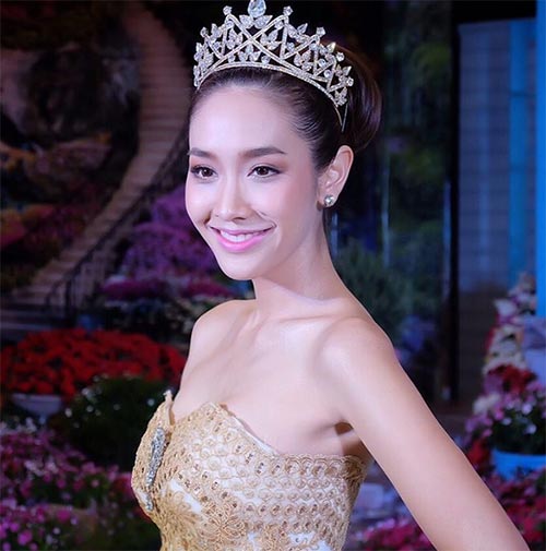 มิน พีชญา มิน พีชญา