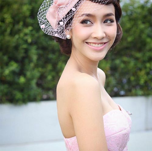 มิน พีชญา มิน พีชญา