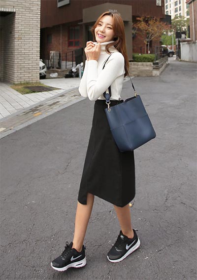 ชุดขาวดำ ชุดขาวดำ