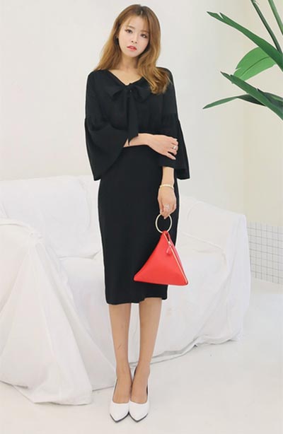 ชุดเดรสสีดำ ชุดเดรสสีดำ