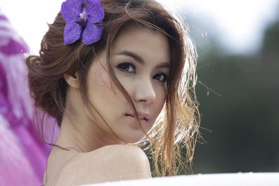 บุษบาเร่ฝัน บุษบาเร่ฝัน