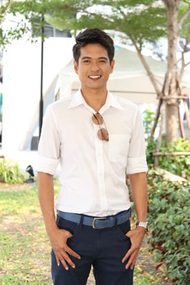 กระถินริมรั้ว กระถินริมรั้ว