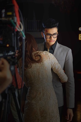 นนท์ ธนนท์ MV เพลง หัวใจมีสายเรียกซ้อน นนท์ ธนนท์ MV เพลง หัวใจมีสายเรียกซ้อน
