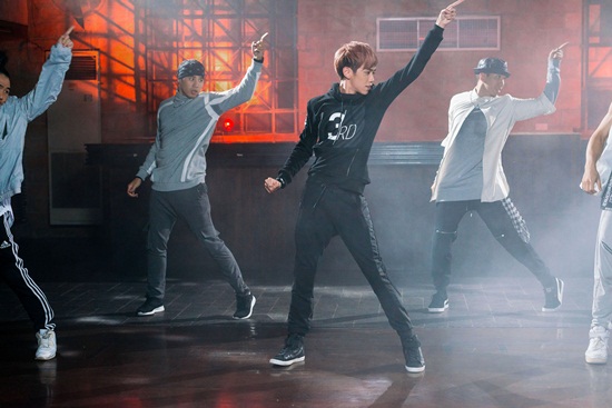 เติร์ด ลภัส MV เพลง เตือนแล้วนะ เติร์ด ลภัส MV เพลง เตือนแล้วนะ