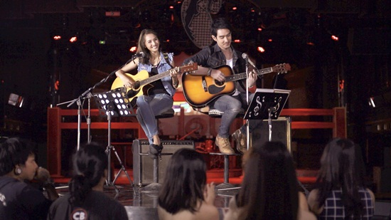 เจี๊ยบ เบญจพร MV เพลง สุดเส้นฟาง เจี๊ยบ เบญจพร MV เพลง สุดเส้นฟาง