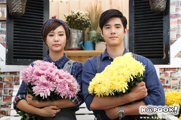 บัลลังก์ดอกไม้ บัลลังก์ดอกไม้