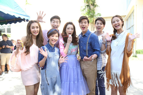 บัลลังก์ดอกไม้ บัลลังก์ดอกไม้