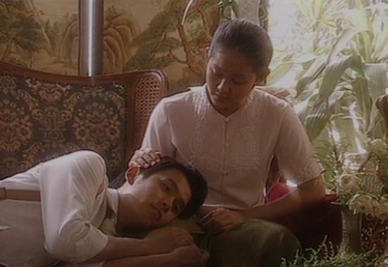 สี่แผ่นดิน สี่แผ่นดิน