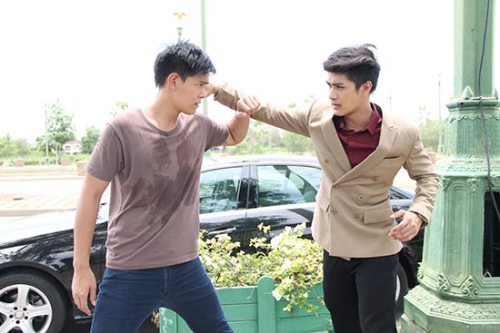 เกิดเป็นกา เกิดเป็นกา