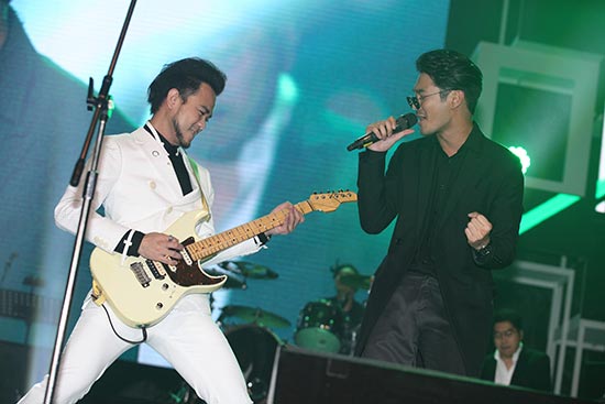 White Haus Concert White Haus Concert