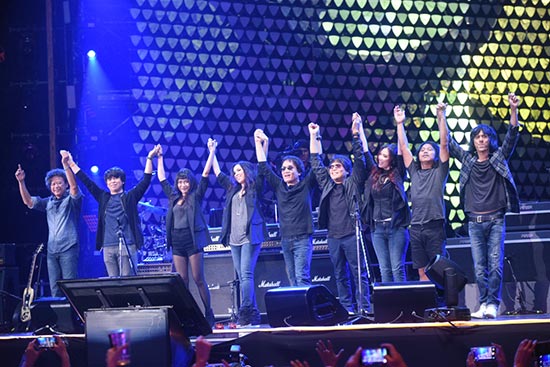 อัสนี วสันต์ 30 ปี สวัสดีครับ อัสนี วสันต์ 30 ปี สวัสดีครับ
