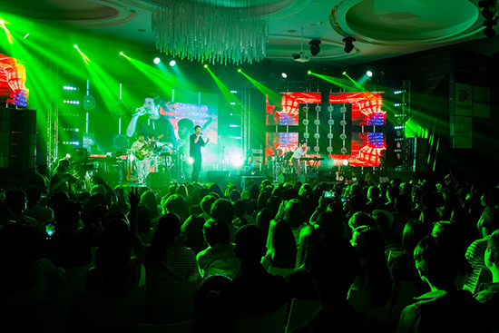 แสตมป์ อภิวัชร์ แสตมป์ อภิวัชร์