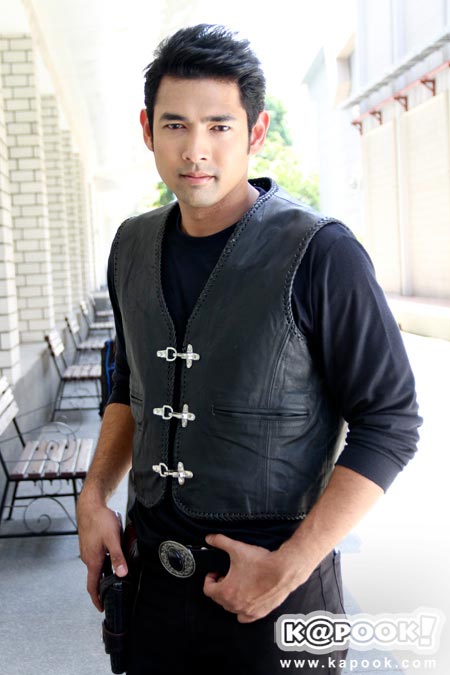 นักบุญทรงกลด นักบุญทรงกลด
