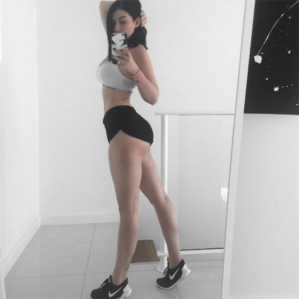 เล่นเวทเทรนนิ่งเป็นประจำ เล่นเวทเทรนนิ่งเป็นประจำ