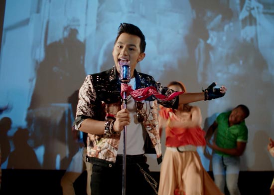 บิทเติ้ล feat. เก่ง ลายพราง MV เพลง ไอ้โจ๋ในตำนาน บิทเติ้ล feat. เก่ง ลายพราง MV เพลง ไอ้โจ๋ในตำนาน