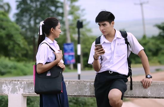 แพรว รัตนาพร MV เพลง อยากรู้ใจจัง แพรว รัตนาพร MV เพลง อยากรู้ใจจัง