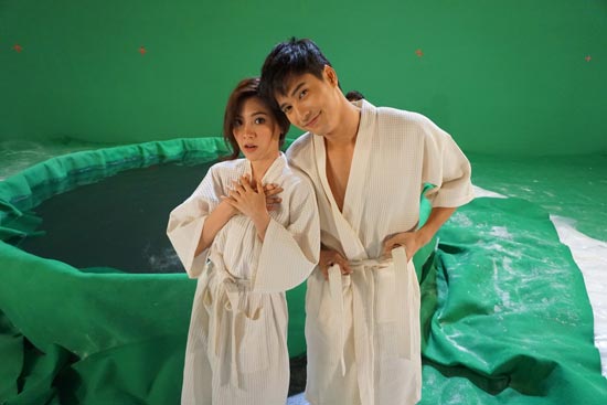 บัลลังก์หงส์ บัลลังก์หงส์