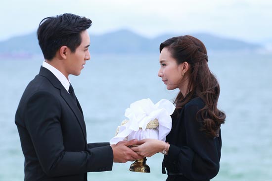 เลือดรักทระนง เลือดรักทระนง