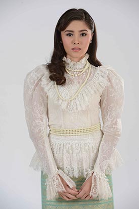 เรือนพะยอม เรือนพะยอม