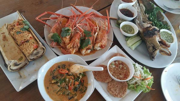ร้านอาหารสุพรรณบุรี ร้านอาหารสุพรรณบุรี