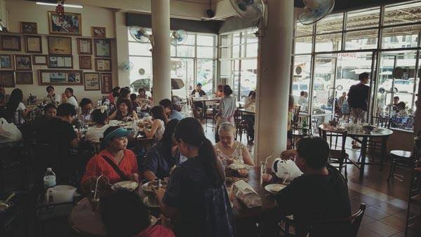 ร้านอาหารสุพรรณบุรี ร้านอาหารสุพรรณบุรี