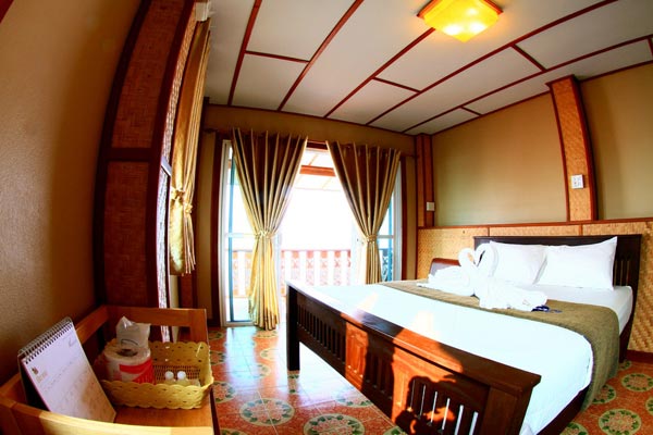 บ้านไม้ริมโขงรีสอร์ท บ้านไม้ริมโขงรีสอร์ท