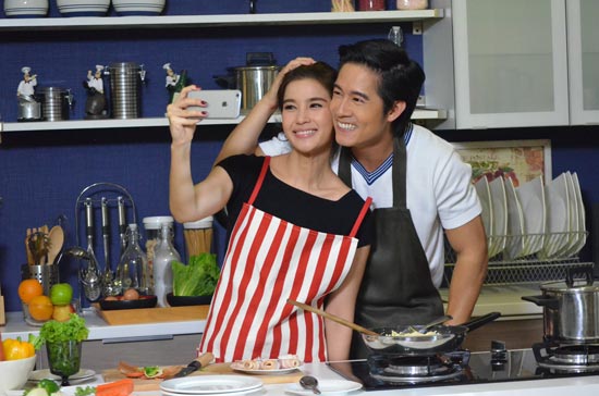 รักฝุ่นตลบ รักฝุ่นตลบ