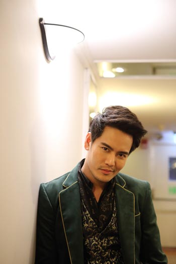 อ๊อฟ ปองศักดิ์ อ๊อฟ ปองศักดิ์