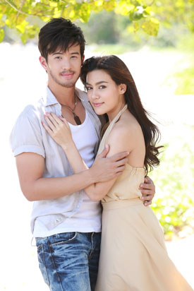 เพียงชายคนนี้ไม่ใช่ผู้วิเศษ เพียงชายคนนี้ไม่ใช่ผู้วิเศษ