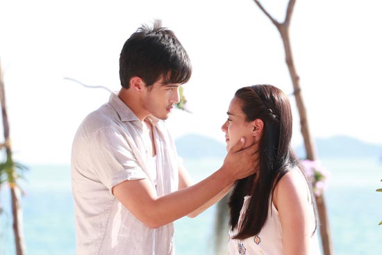 เพียงชายคนนี้ไม่ใช่ผู้วิเศษ เพียงชายคนนี้ไม่ใช่ผู้วิเศษ