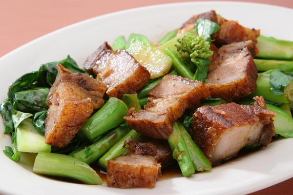 ข้าวคะน้าหมูกรอบ ข้าวคะน้าหมูกรอบ