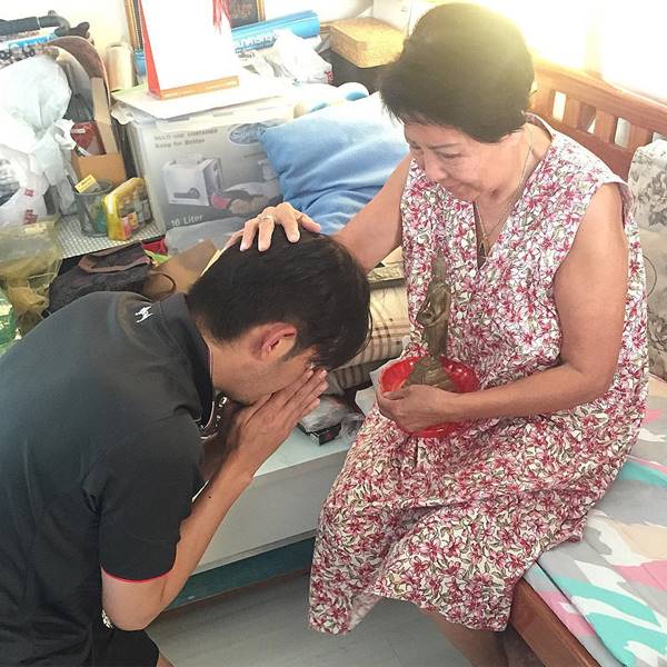 หนุ่ม ศรราม หนุ่ม ศรราม