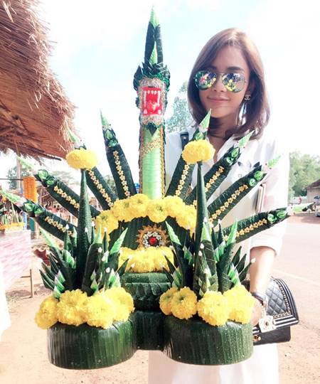 อุ้ม ลักขณา อุ้ม ลักขณา