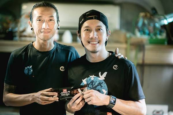 ก้าวคนละก้าว ก้าวคนละก้าว