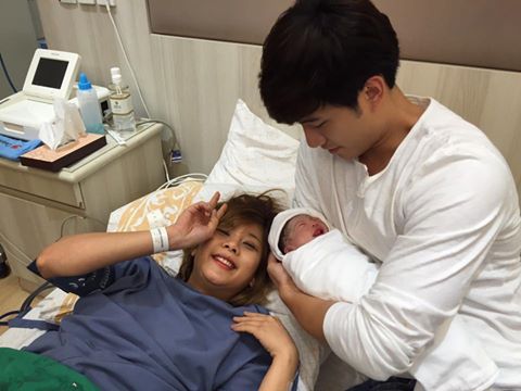 กุ๊บกิ๊บ คลอดลูก กุ๊บกิ๊บ คลอดลูก